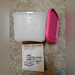 Brand new tupperware